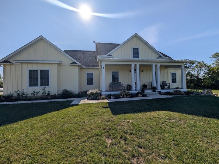 Property Photo:  11044 Coontz Road  OH 43146 