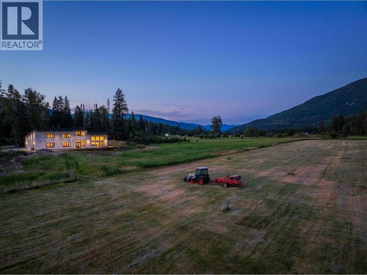 Property Photo: 2335 Pass Creek Road BC V1N 4T4
