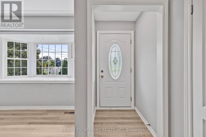 Property Photo: 71 Organ Crescent Upper ON L8T 1Y8