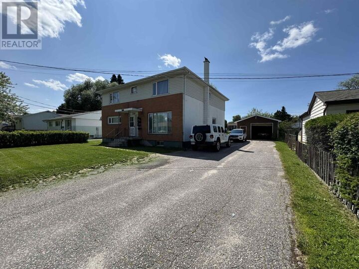Property Photo:  230 Pitt Ave  ON P8N 2E6 