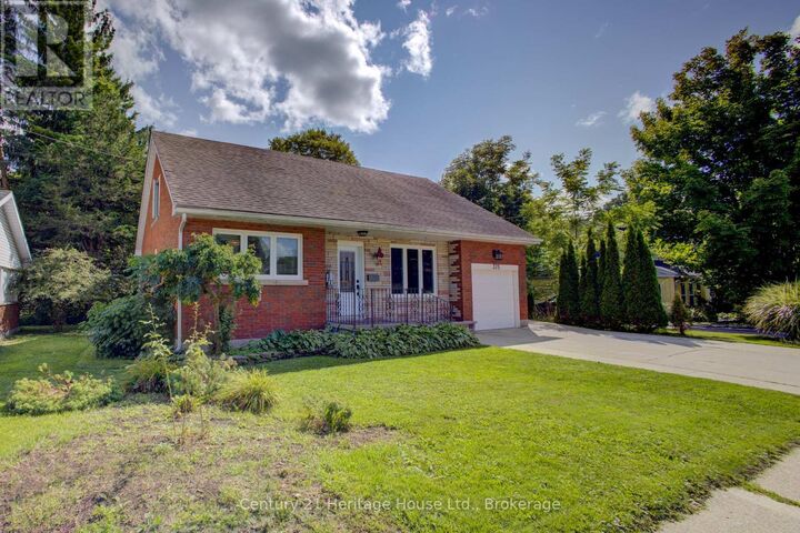 Property Photo:  375 George Street West  ON N0G 1R0 