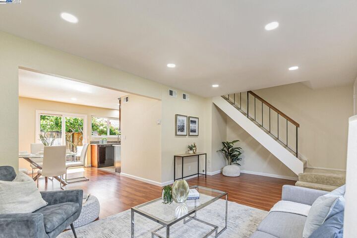 Property Photo:  38012 Dover Cmn  CA 94536 