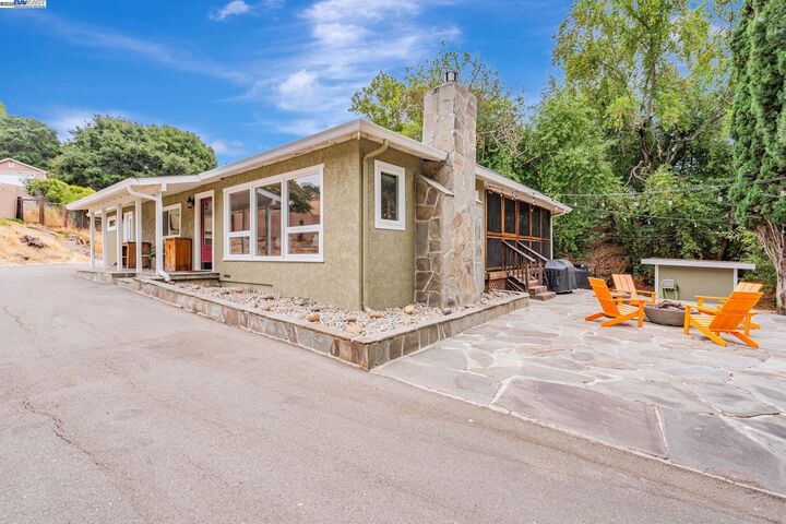 Property Photo: 6703 Crow Canyon Rd CA 94552