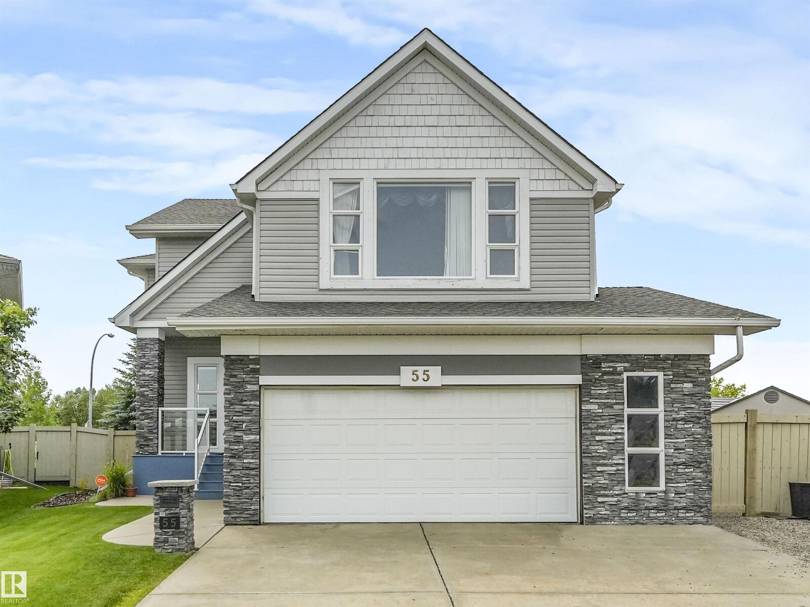 Property Photo:  55 Ridgeland Point(E)  AB T8A 6N5 