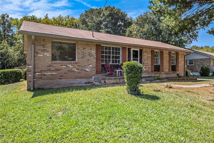 Property Photo: 8357 Kendrick Road GA 30238