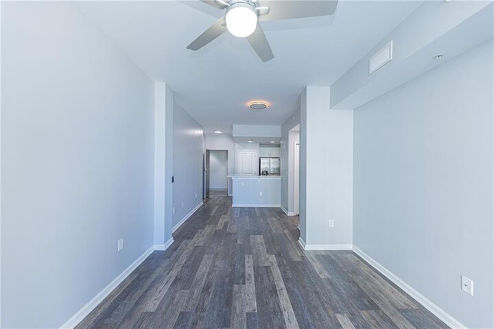 Property Photo:  3040 Peachtree Road NW 613  GA 30305