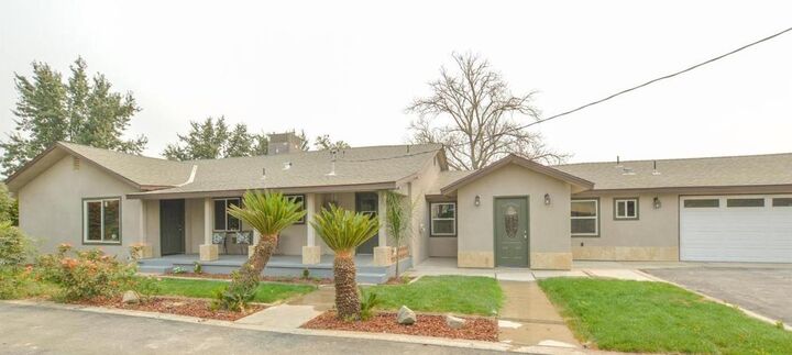 Property Photo:  3171 Buckingham Avenue  CA 93619 