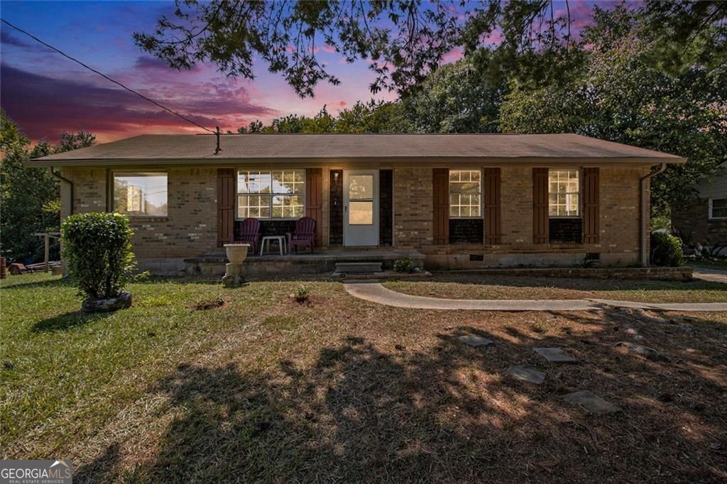 Property Photo: 8357 Kendrick Road GA 30238