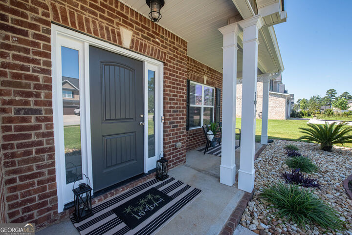 Property Photo:  720 Bedfordshire Lane  GA 31005 