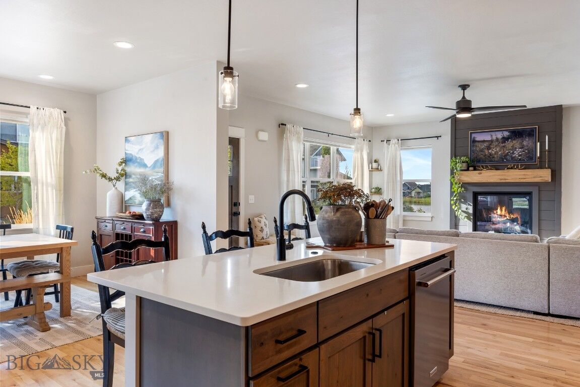 Property Photo:  5430 Vahl Way  MT 59718 