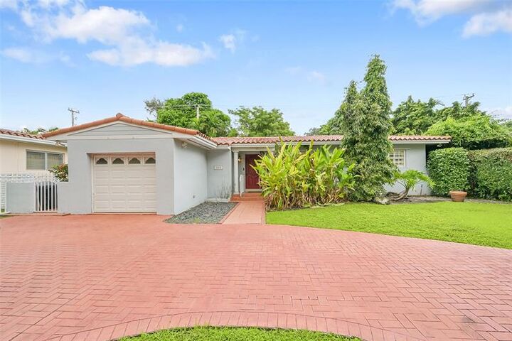 1401 Red Rd  Coral Gables FL 33144 photo