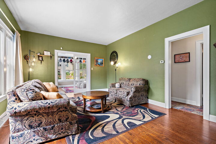 Property Photo:  260 Ivy Street  IN 46304 