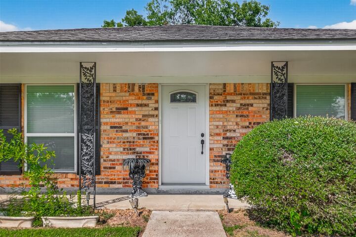 Property Photo:  17205 Adlong School Road  TX 77532