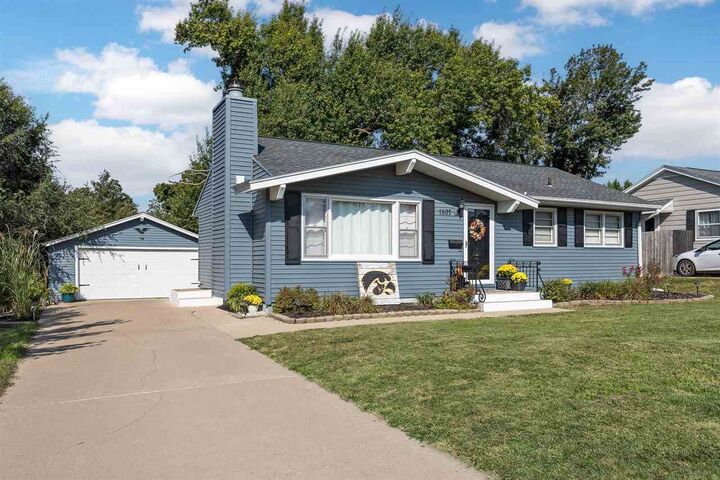 1507 26th St SE   IA 52403 photo