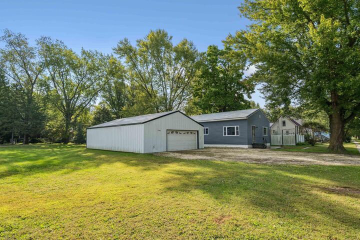 Property Photo:  205 SW 8th Avenue  IA 50662 