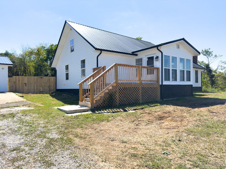 Property Photo:  660 Jones Knob Road  KY 42501