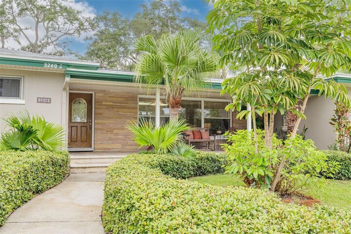 Property Photo:  3240 San Mateo Street  FL 33759 