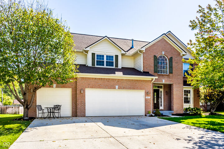 Property Photo:  19352 Potters Bridge Road  IN 46060 