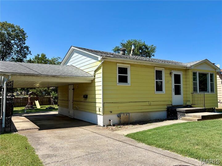 Property Photo: 701 Penny Avenue MO 63701