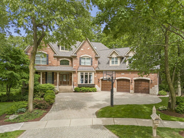 Property Photo: 1207 Bonnema Court IL 60565