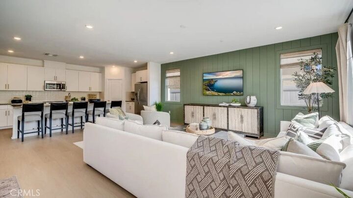 Property Photo:  354 Axe Bay Cove  CA 92570 