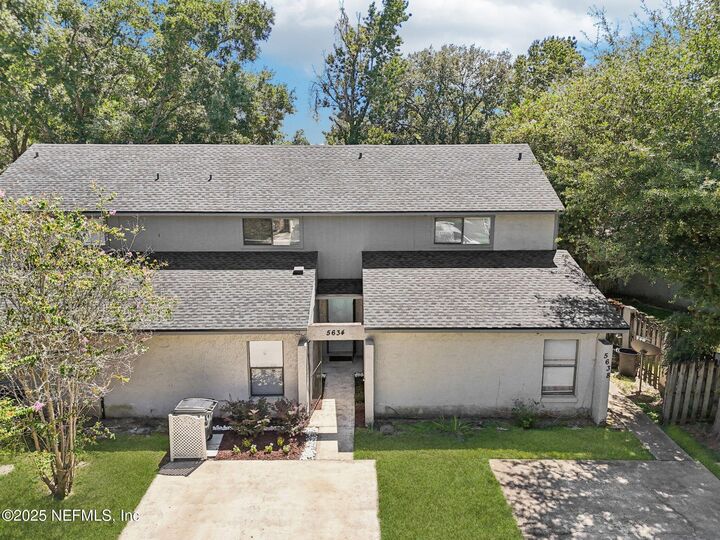 Property Photo:  5634 Greatpine Lane N  FL 32244 