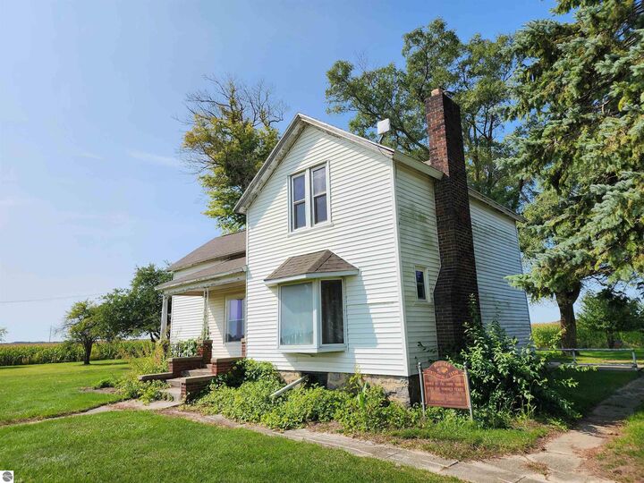 Property Photo:  4893 N Winans Road  MI 48801 