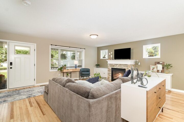 Property Photo: 791 Lexington Parkway S MN 55116