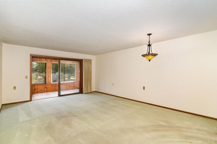 Property Photo:  1000 Cannon Valley Drive 103  MN 55057 