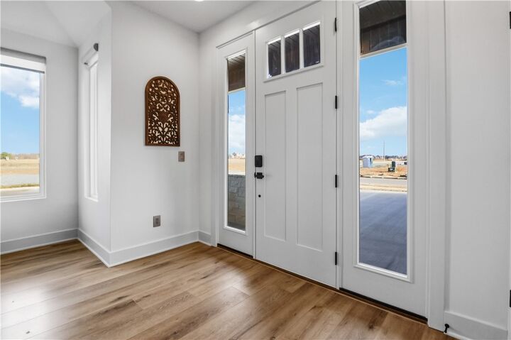 Property Photo:  980 Thornwood Place  AR 72713 