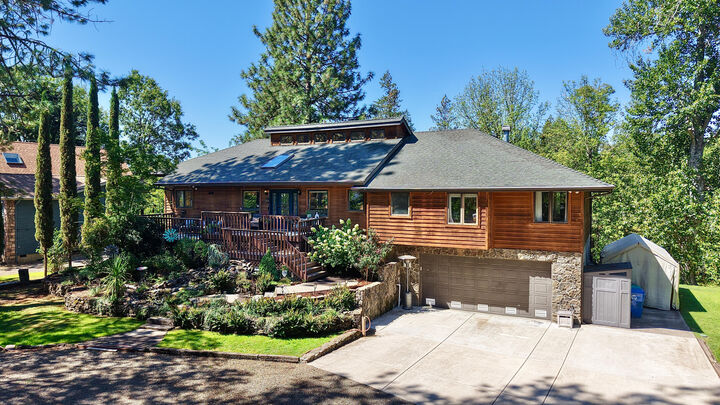 975 Old Ferry Road  Shady Cove OR 97539 photo
