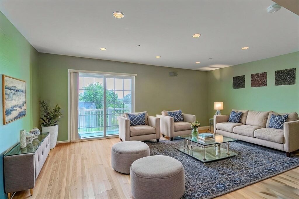 Property Photo: 101 Hopkins St 7 MA 01880