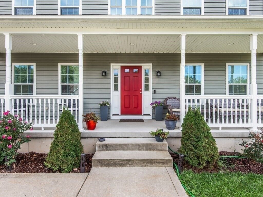 Property Photo:  17 Jeanne Marie Dr  MA 01085 