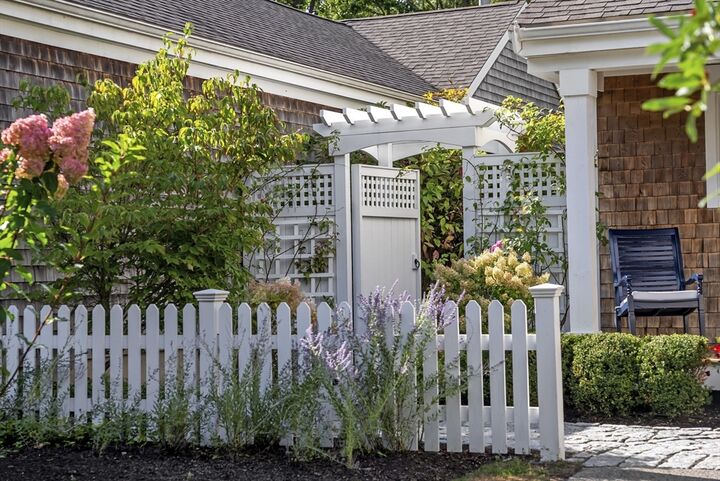 Property Photo:  17 Cupola Ln 17  MA 02360 