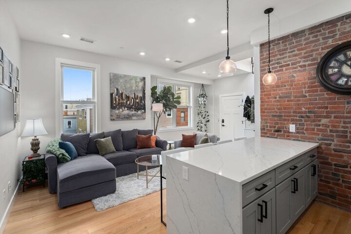 Property Photo:  152 Marion Street 6  MA 02128 