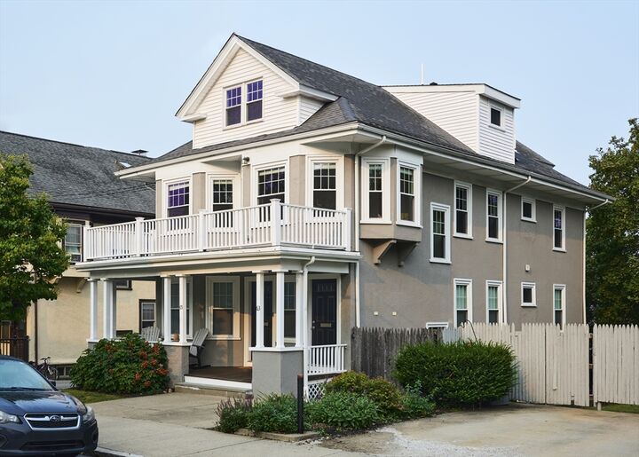 63 Hillsdale Rd 2  Medford MA 02155 photo