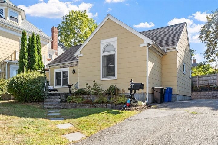 158 Lowell 4  Peabody MA 01960 photo