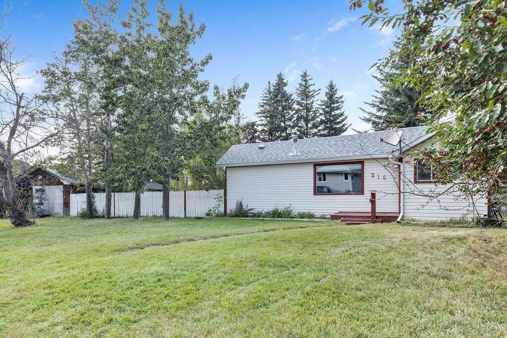 Photo de la propriété:  216 Royalties Crescent  AB T0L 1H0 