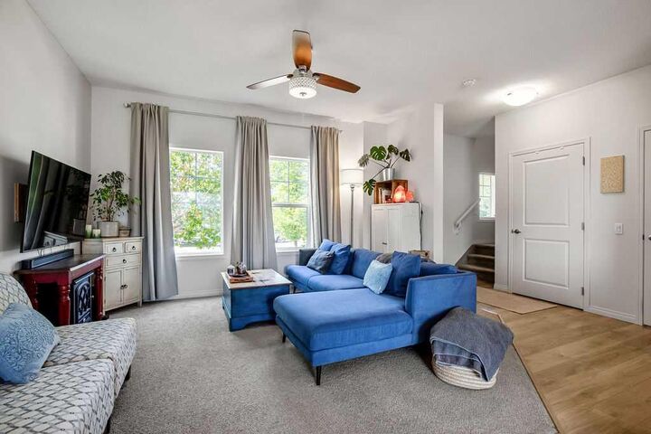 Property Photo:  35 Drake Landing Boulevard  AB T1S 0P8 