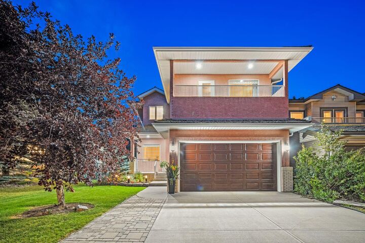 Property Photo: 187 Gleneagles View AB T4C 1W2