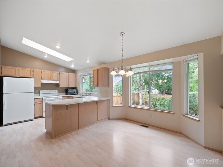 Property Photo: 204 Schmid Street WA 98022