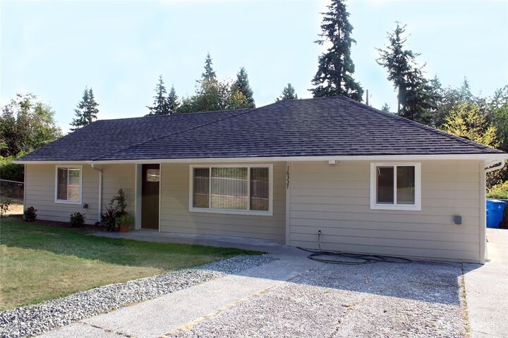 Property Photo:  16337  Interlake Avenue N  WA 98133 