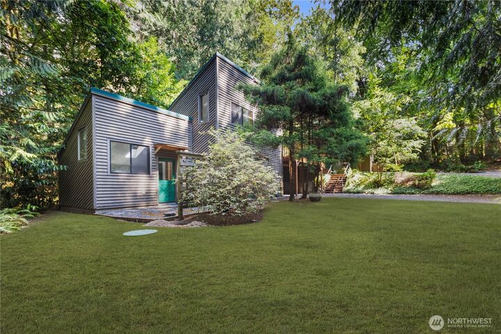 4420  Bluff Lane  NE  Bainbridge Island WA 98110 photo