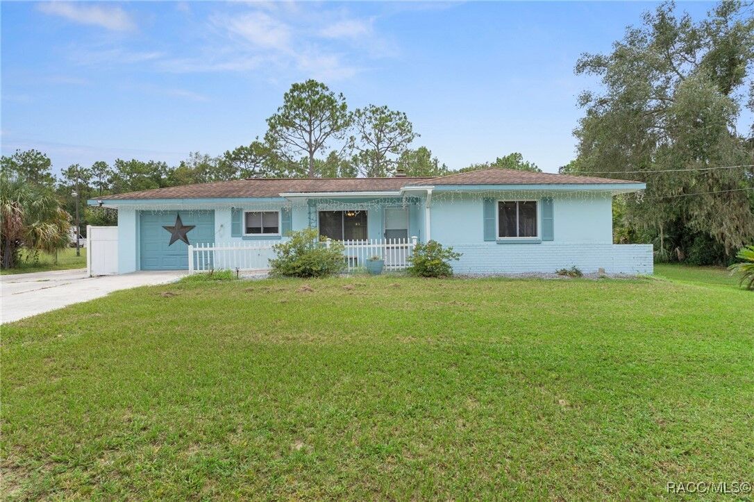 Property Photo:  4960 E Arbor Street  FL 34452 
