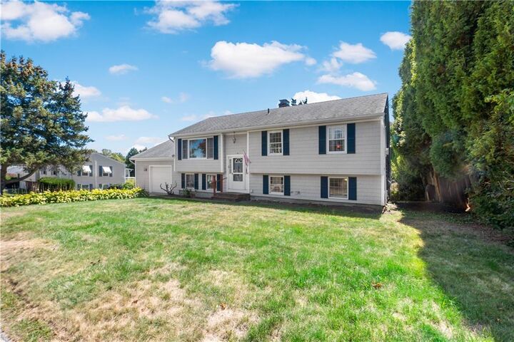 Property Photo:  42 Homeland Avenue  RI 02882 