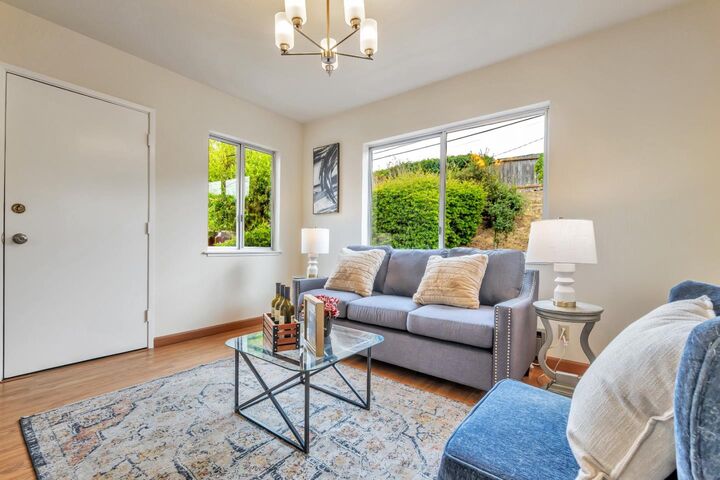 Property Photo: 2861 Cottonwood Drive CA 94066