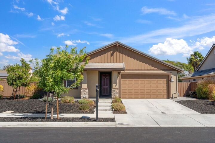 2741 Grayson Street  Hollister CA 95023 photo