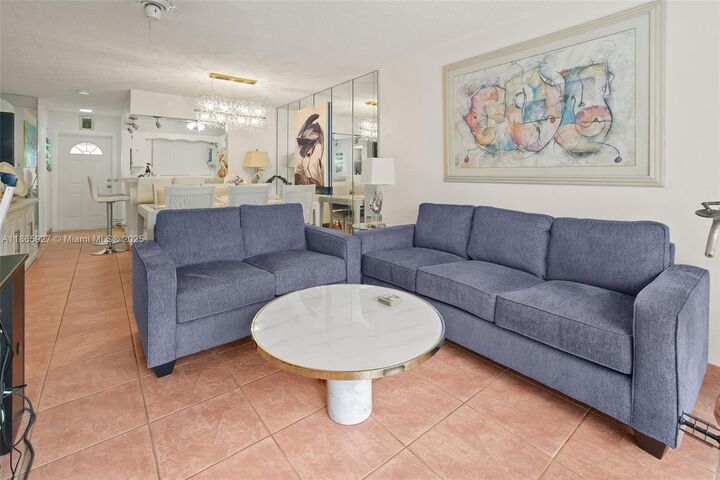 Property Photo:  450 SE 7th St 261  FL 33004 