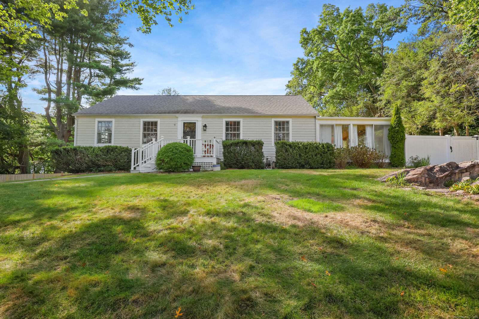 Property Photo:  9 Deerwood Court  CT 06851 