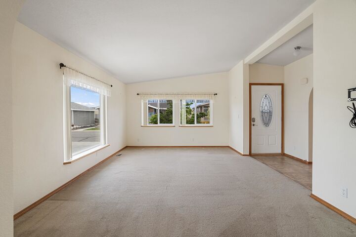 Property Photo:  1811 N Grady Ln #43  WA 99016 